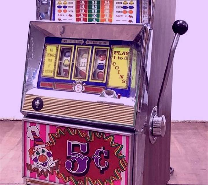 Lucky Joker 5 slot machine