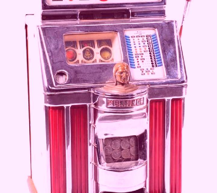 Lucky Lady Pin-Up slot machine