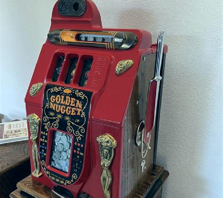 Lucky Nugget slot machine