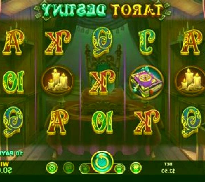 Lucky Tarot slot machine