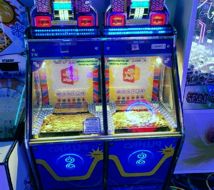 Lucky Tiger Plinko slot machine