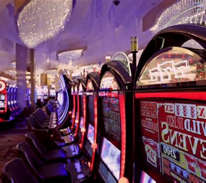 Lucky Valentine slot machine