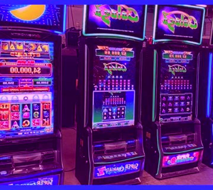 Lucky Wave slot machine