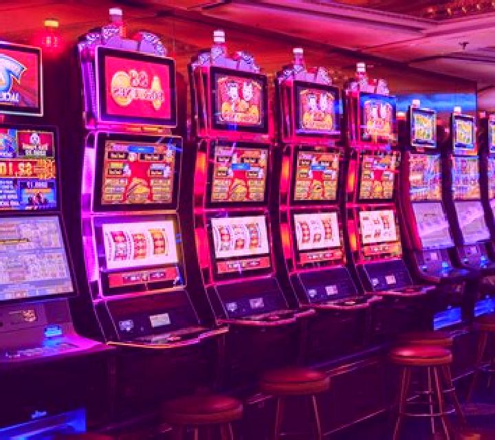 Luxury Destinations slot machine