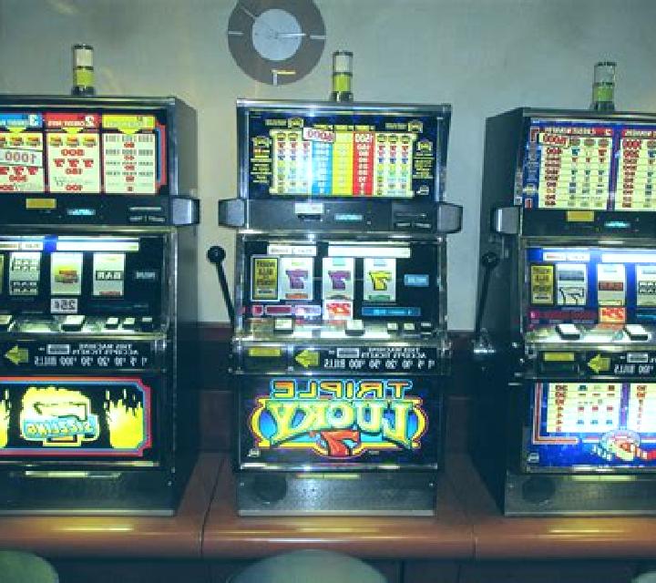 Machina slot machine