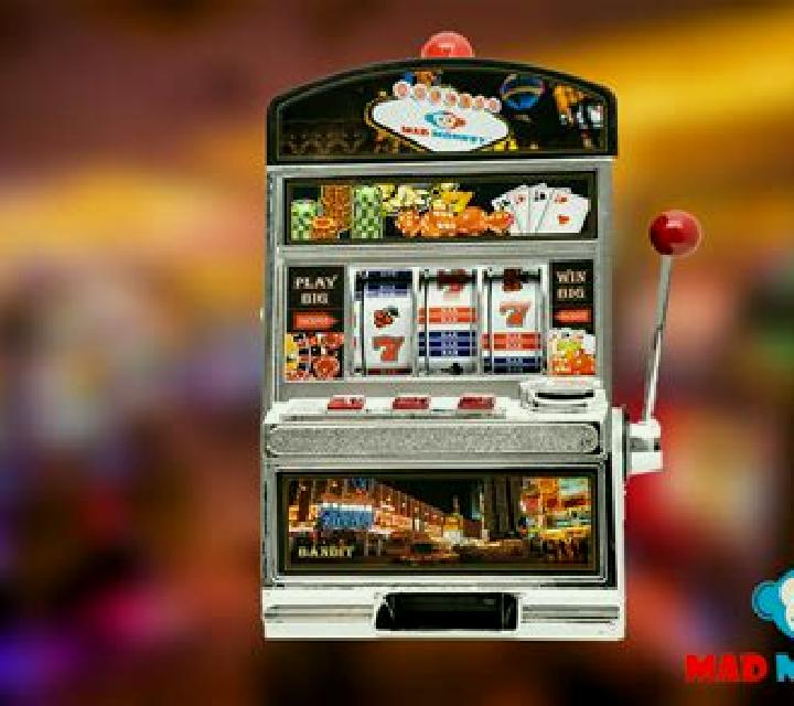 Mad Monkey slot machine