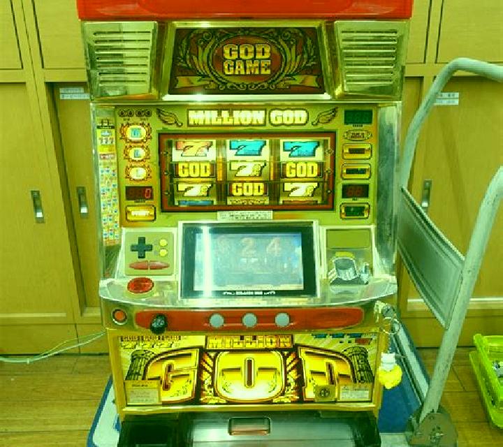 MahJong God slot machine