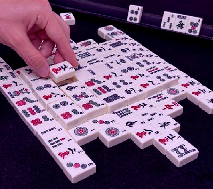 Mahjong Ready Hand slot game