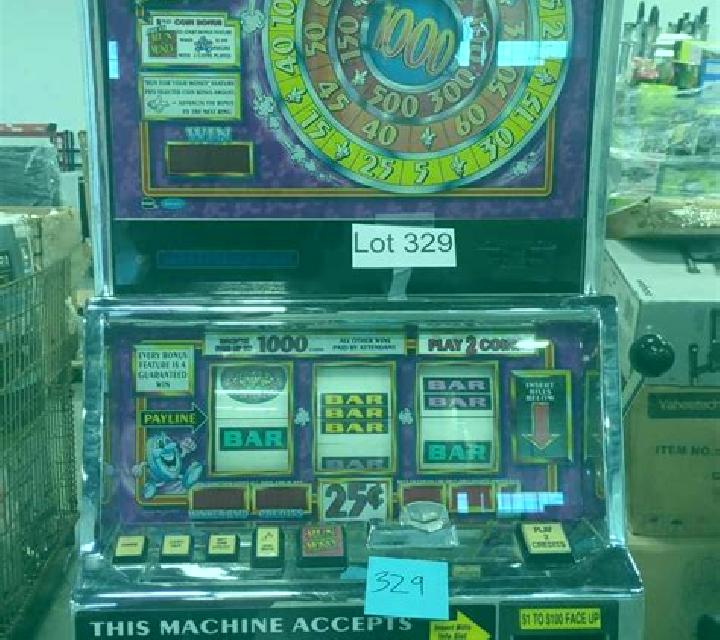 Maid o Money slot machine