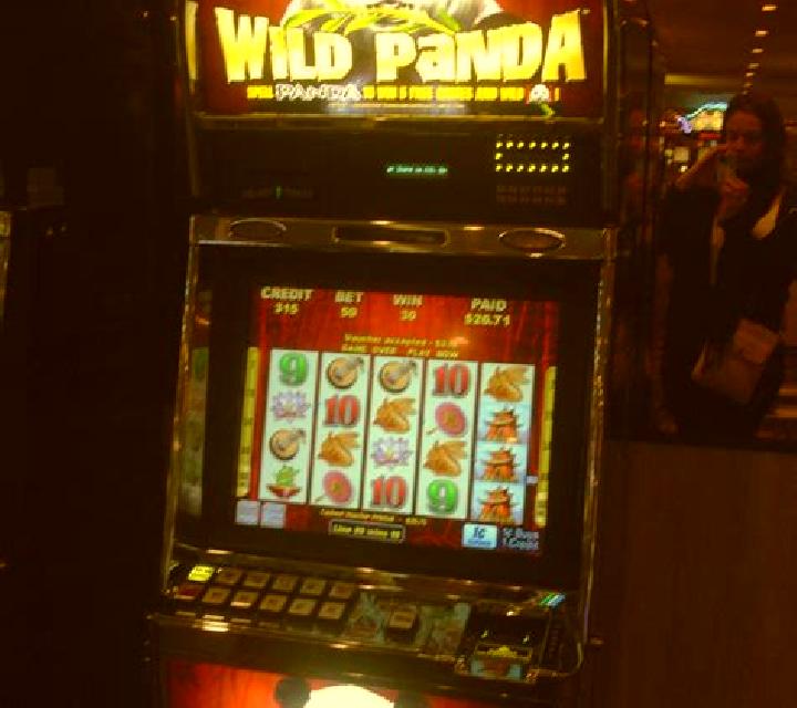 Majestic Panda slot machine