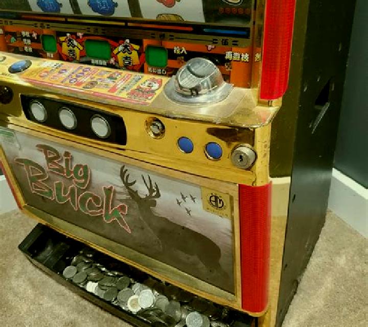 Make A Buck slot