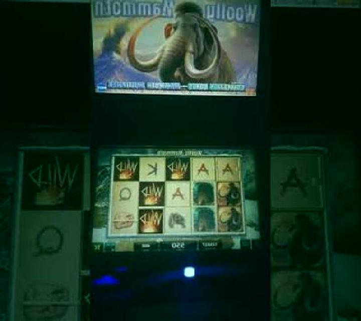 Mammoth (Rakki) slot machine