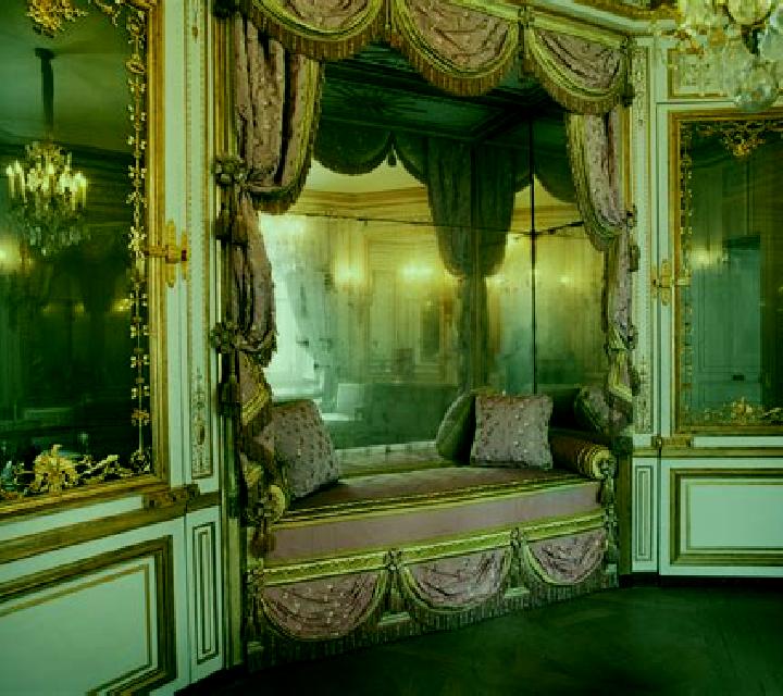 Marie Antoinette s Riches slot