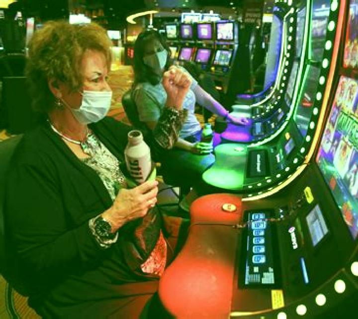 Marioni Show slot machine