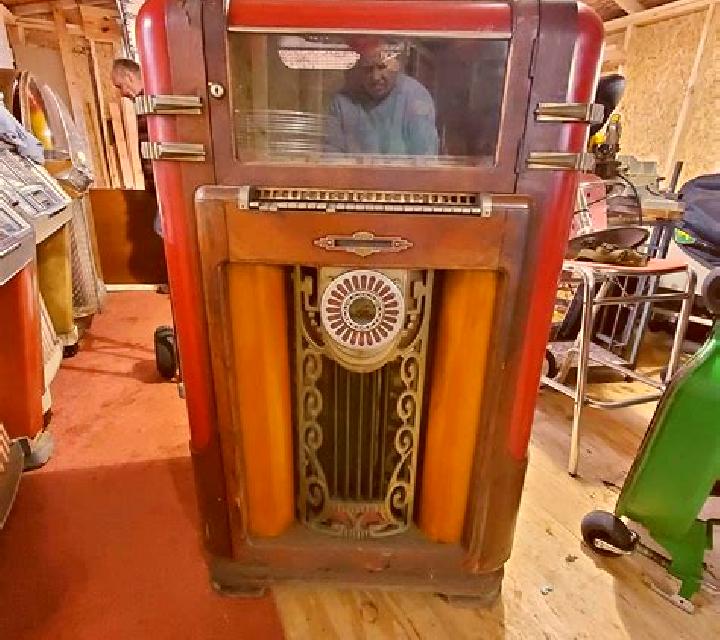 Marshall Starr slot machine