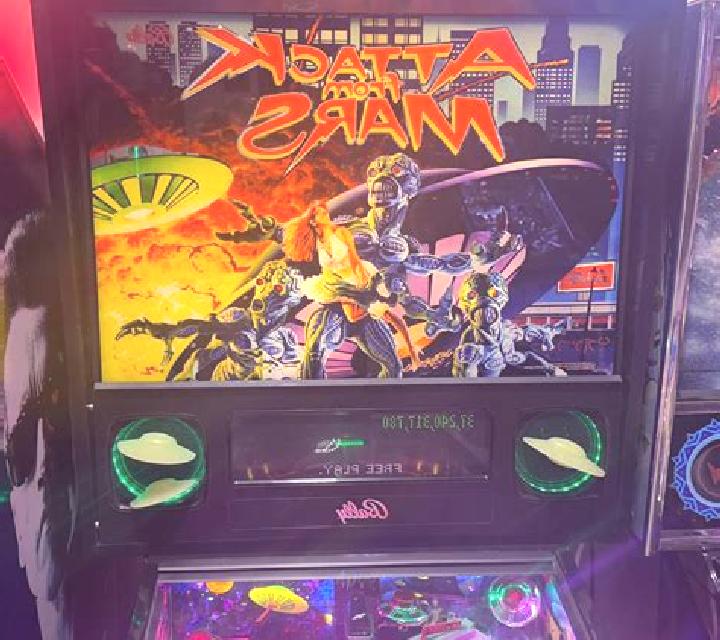 Martians Attack slot machine