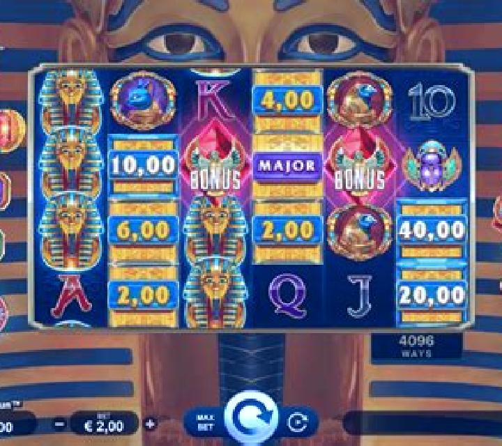 Mask of Amun slot game