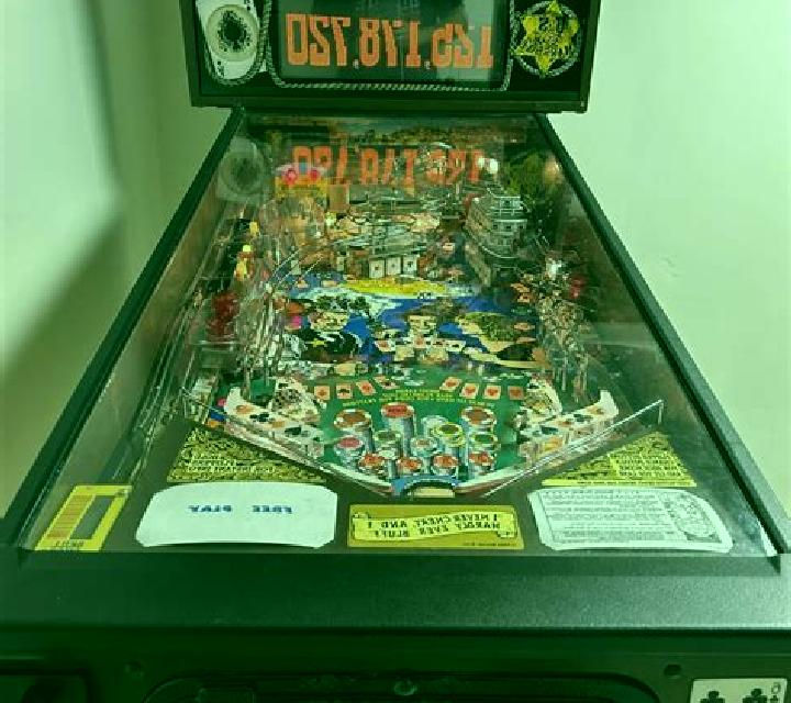 Maverick (AD Lunam) slot machine