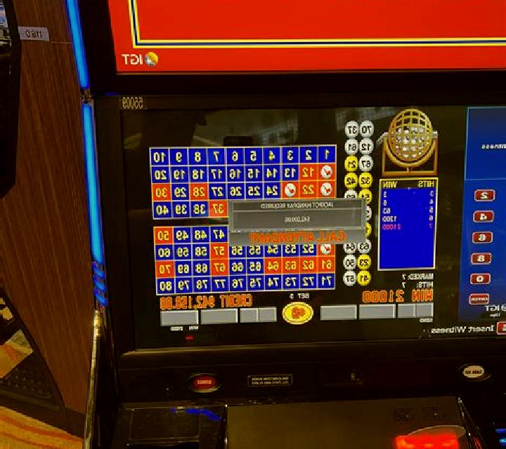 Max Keno slot game