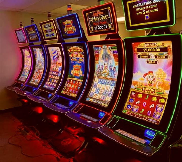 Mega 7 (Reloaded Gaming) slot machine