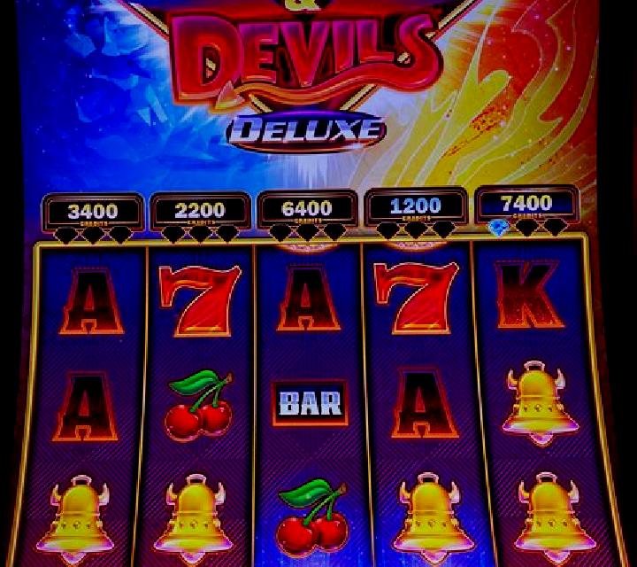 Mega Devil’s Gold slot machine