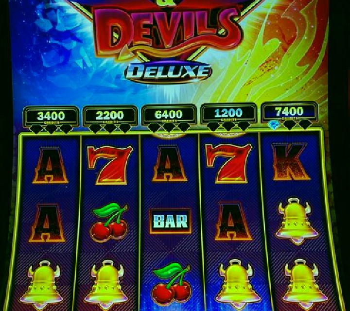 Mega Multi Diamonds slot machine