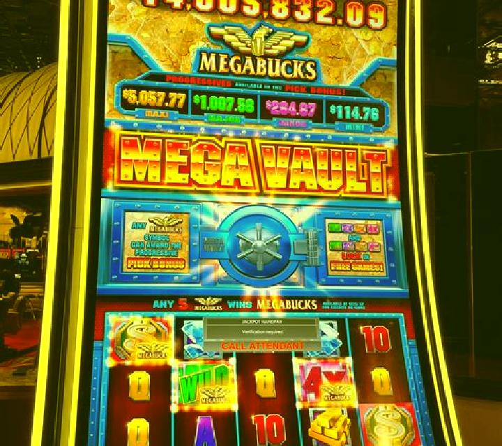 Mega Party Bucks slot machine