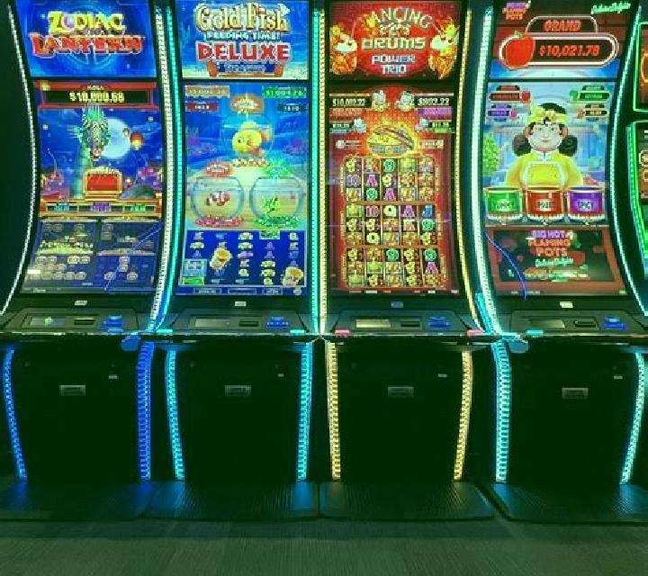 Mermaid Queen (Light and Wonder) slot game