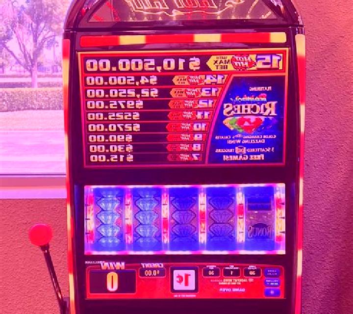 Midnight Pack - Hold & Hit slot machine