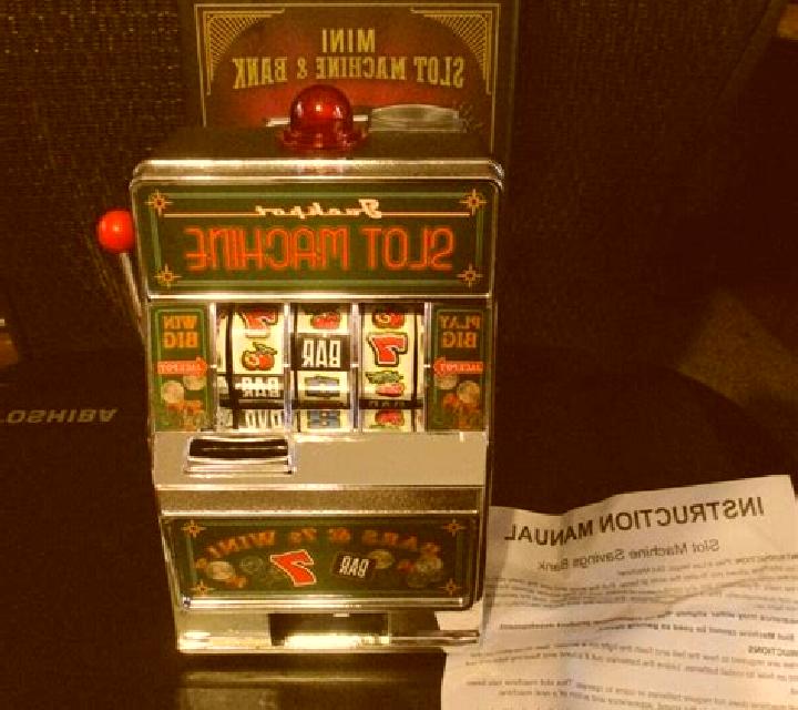 Mini Lootbox slot machine