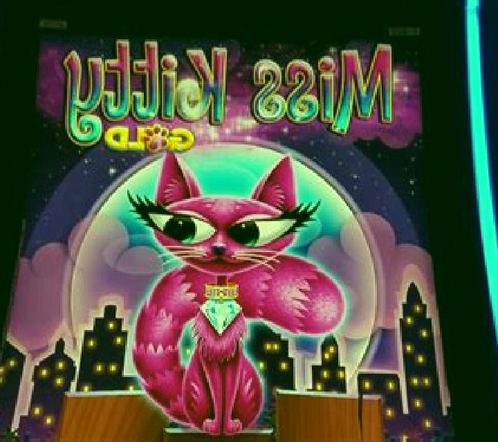 Miss Kitty Gold slot game