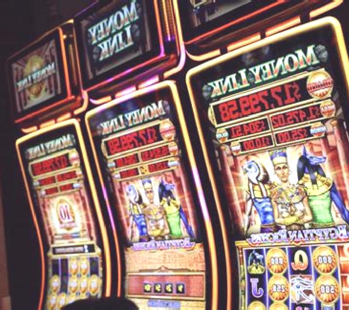 Money Link Egyptian Riches online slot