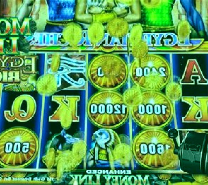 Money Link Egyptian Riches slot machine