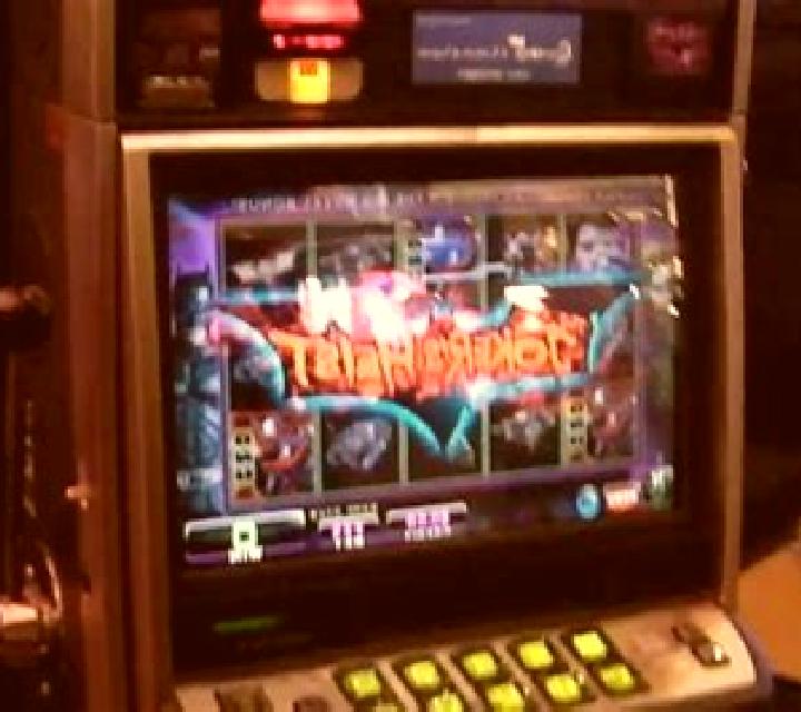 Monkey Heist slot machine