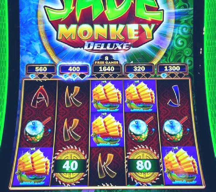 Monkey Hero slot machine