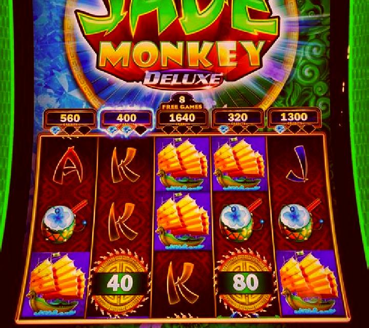 Monkey Party slot machine