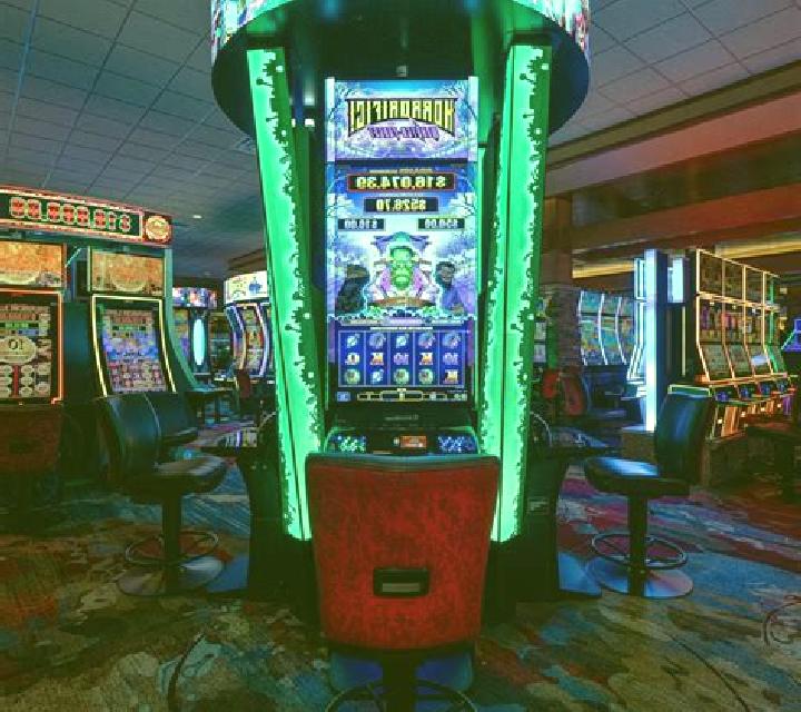 Monster Lab slot machine