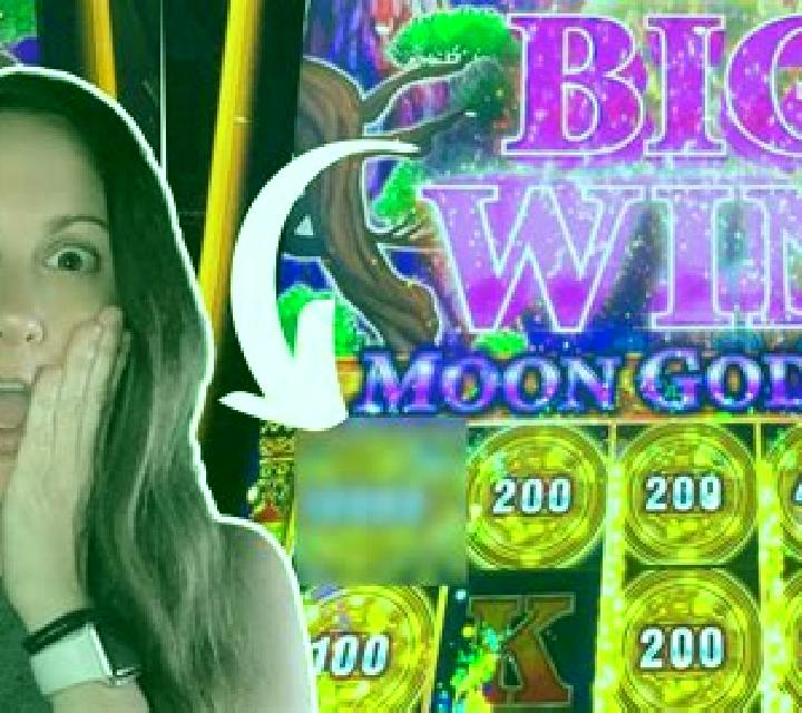Moon Goddess (Flipluck) slot machine