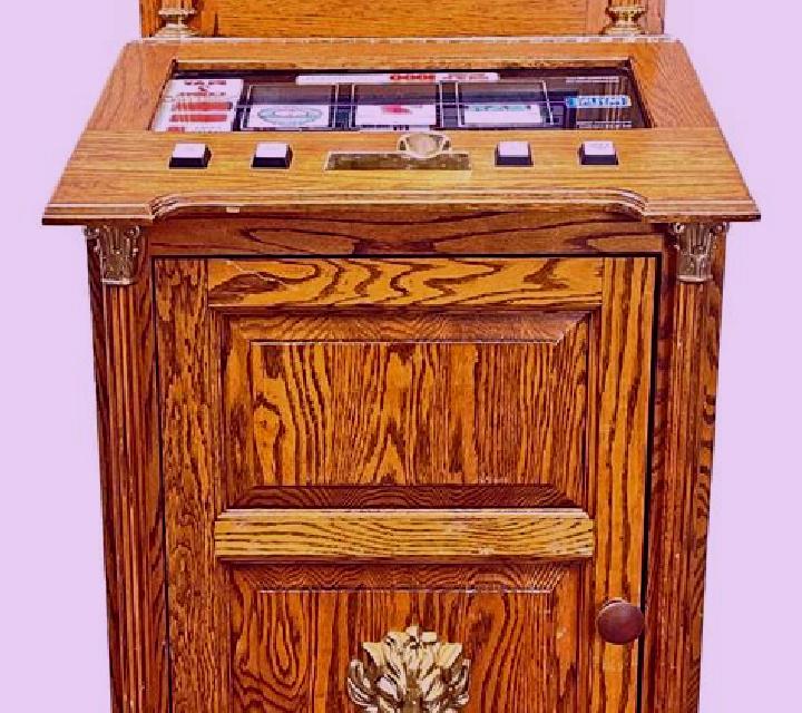 Moon Oak Deluxe slot game