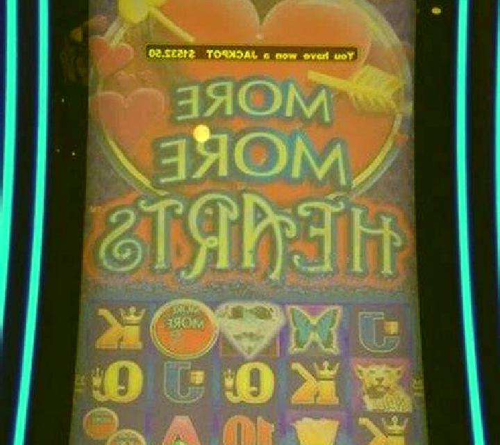 More Hearts slot
