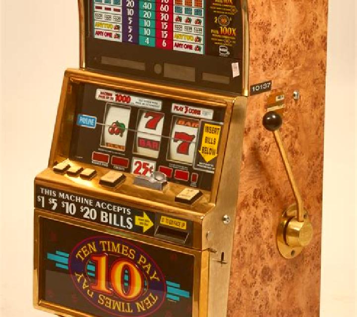 Mr. First 10 slot machine