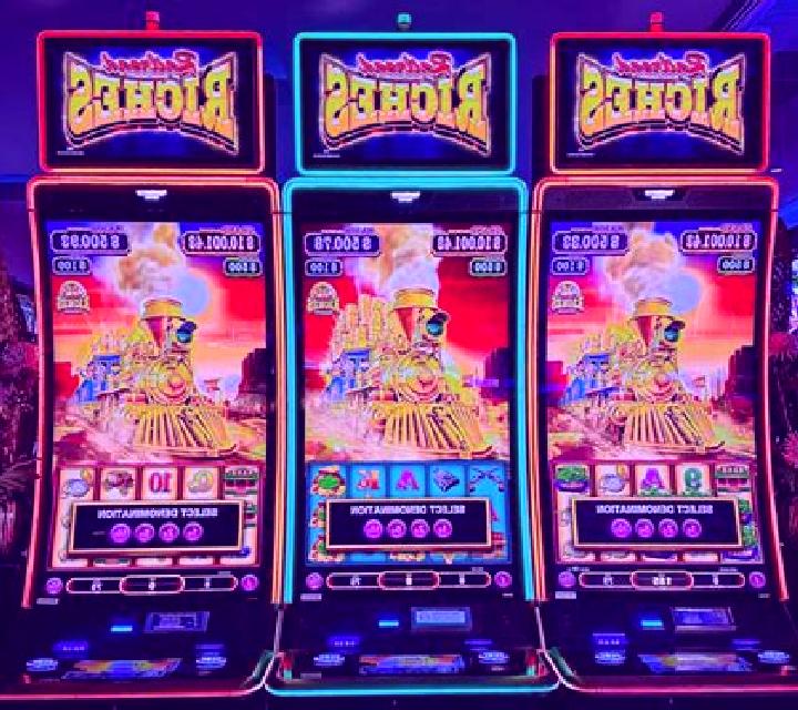 Mr First Flight of Riches slot machine