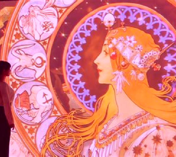 Mucha Goddesses slot machine