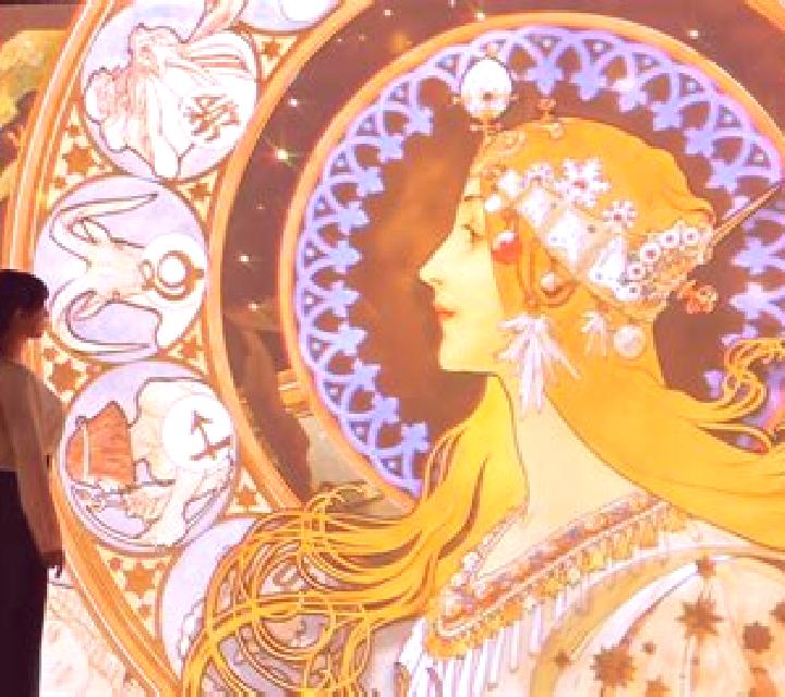 Mucha Goddesses slot