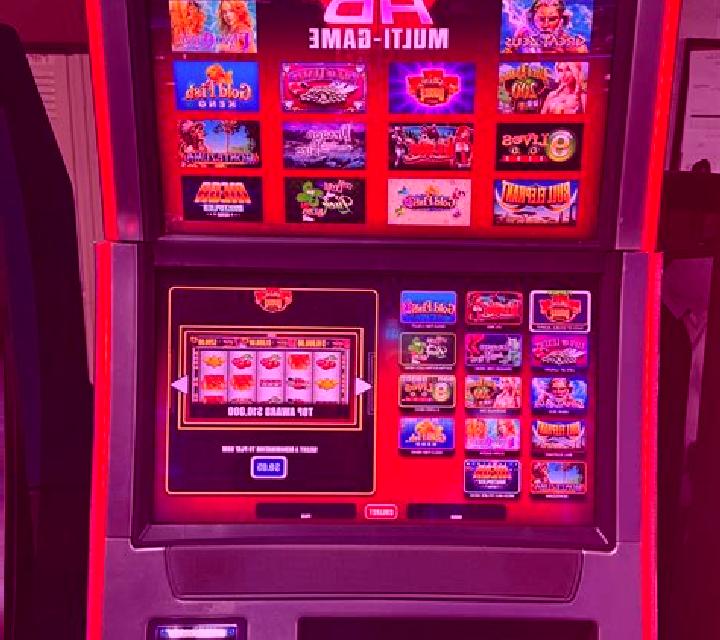 Multi Clover 10 slot game