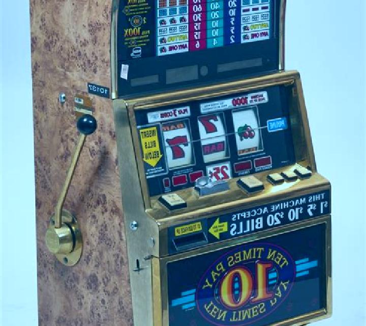 Multi Crown 10 slot machine