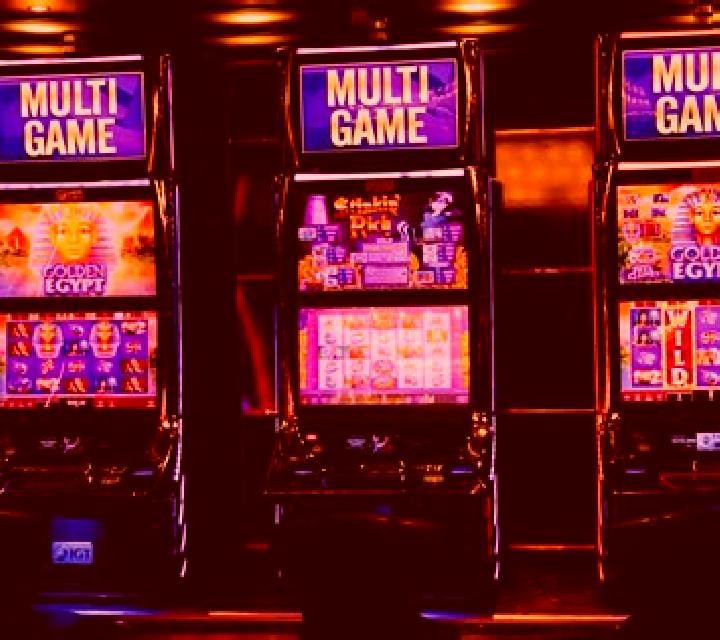 MultiBlitz 7s Max slot machine