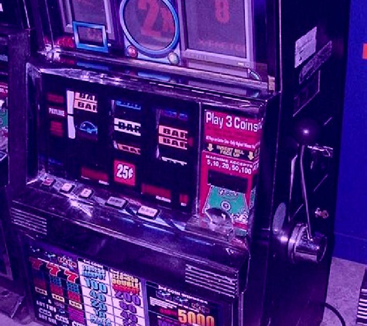 Multiplier Man slot machine