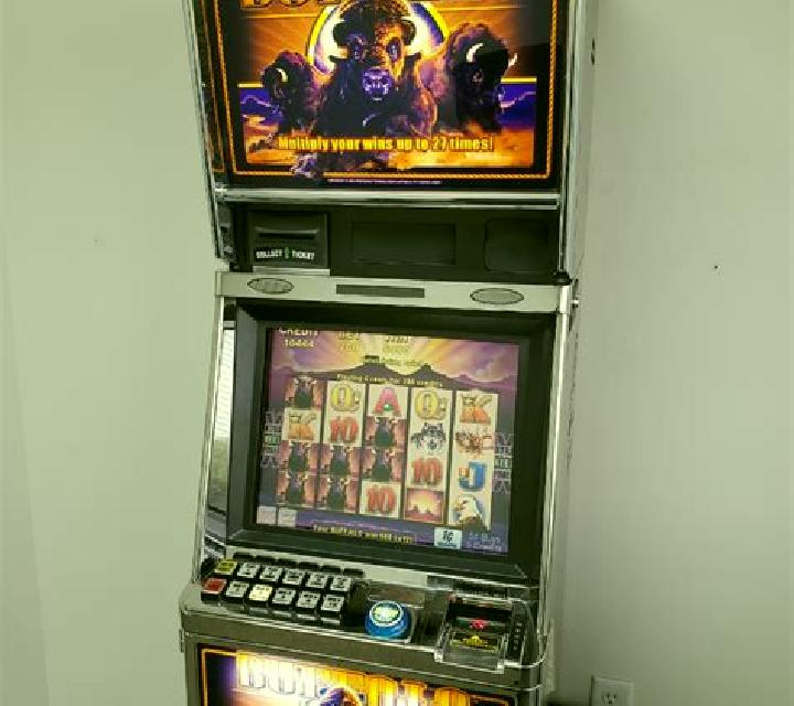 Mystic Buffalo Deluxe slot machine