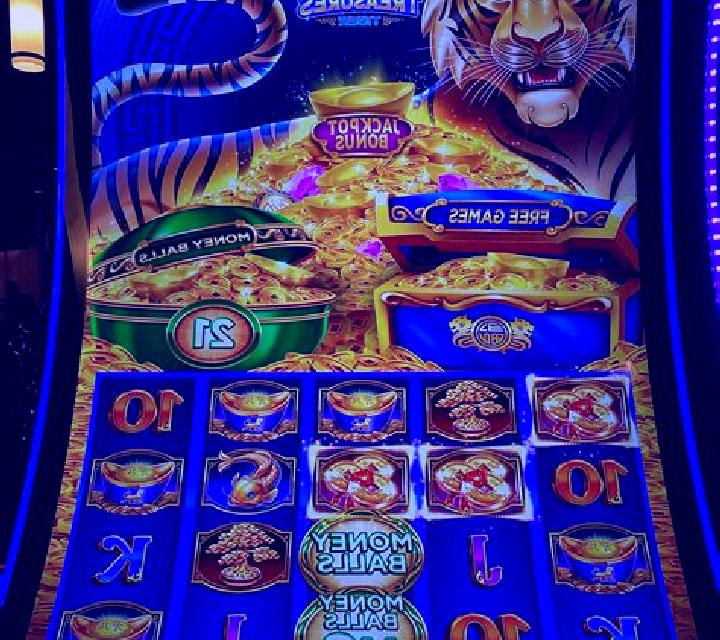 Mystic Treasure slot machine